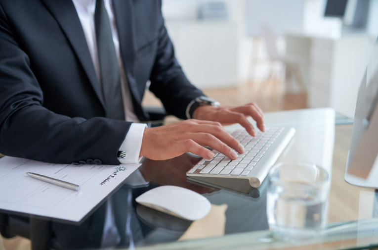 corporate website analytics and stakeholder reporting systems